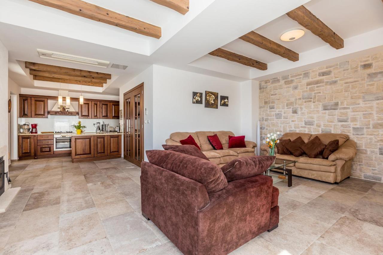Villa Lurda Linardici Krk Esterno foto