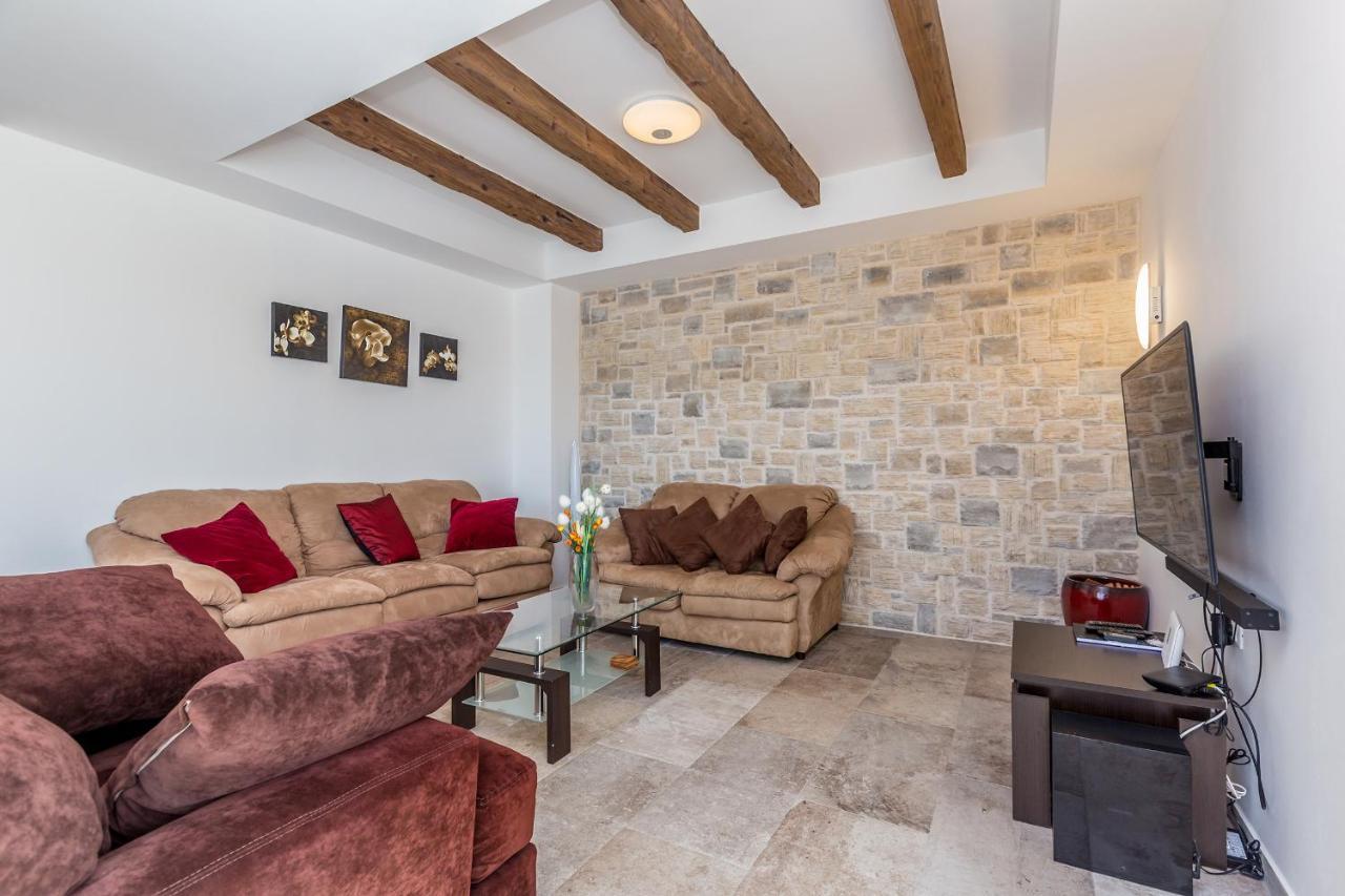 Villa Lurda Linardici Krk Esterno foto