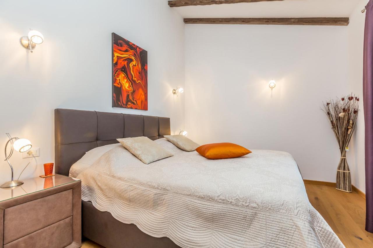 Villa Lurda Linardici Krk Esterno foto